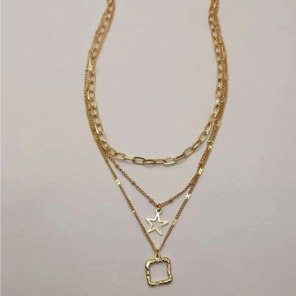 Gold Square Star Layered Necklace - Picture 2 of 3
